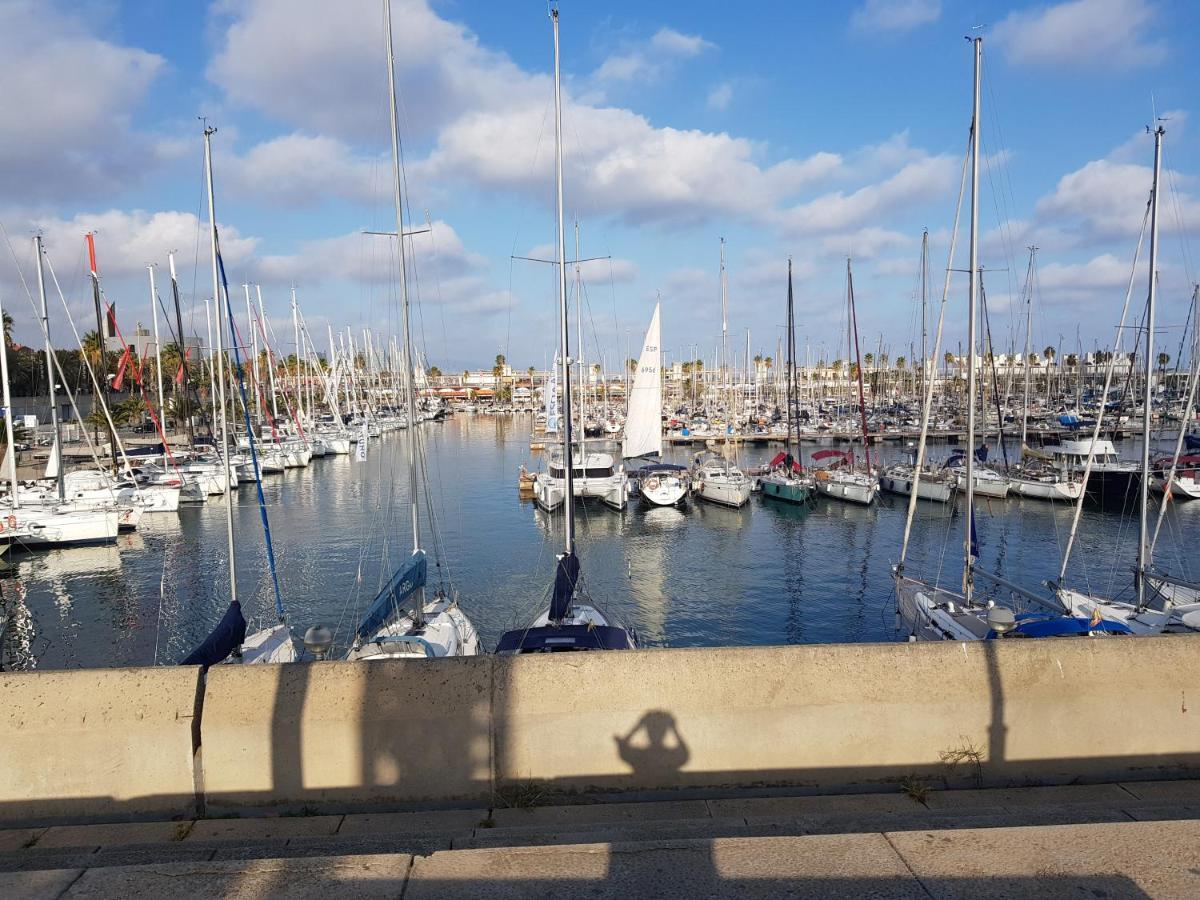 グラオ・デ・カステヨンEl Mar Te Esperaアパートメント エクステリア 写真